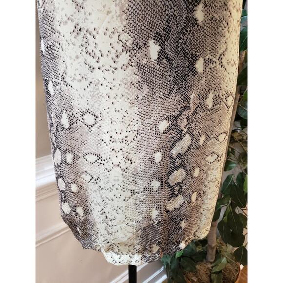 Fab'rik Shift Dress Women Size Medium Multi Animal Print Lined Studded Polyester - Picture 11 of 14